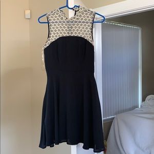 Black sleeveless dressy cocktail dress